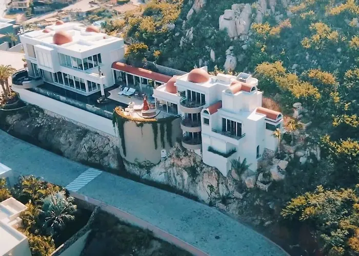 Pedregal With 75-ft Pool And Panoramic Views