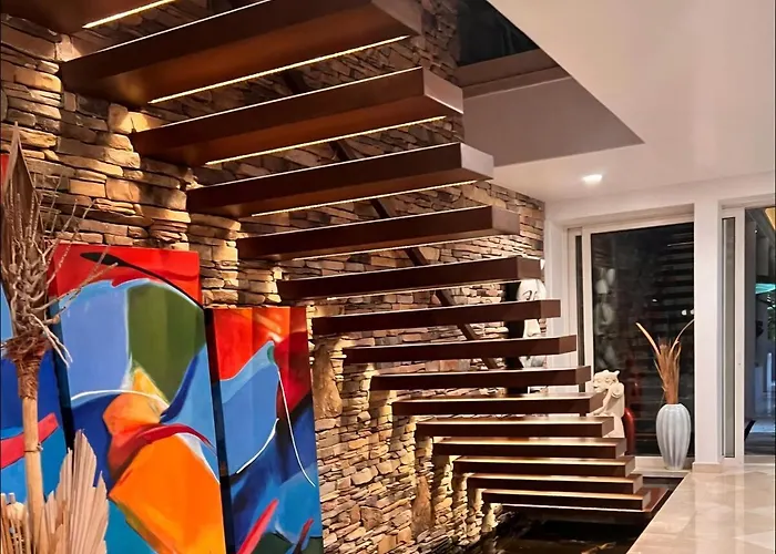 Villa Pedregal With 75-ft Pool And Panoramic Views